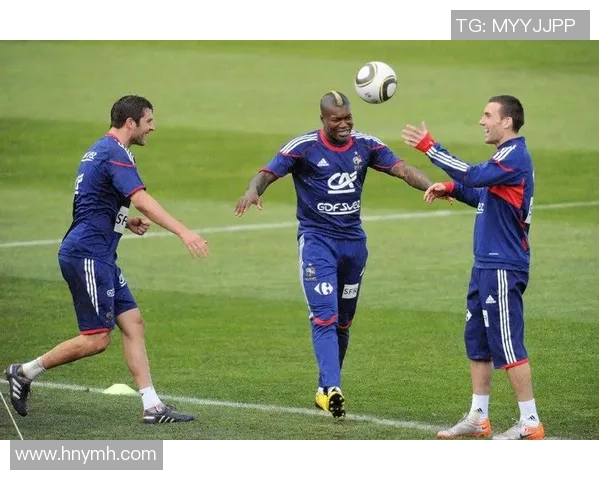 德国与法国足球历史交锋记录分析与战绩回顾